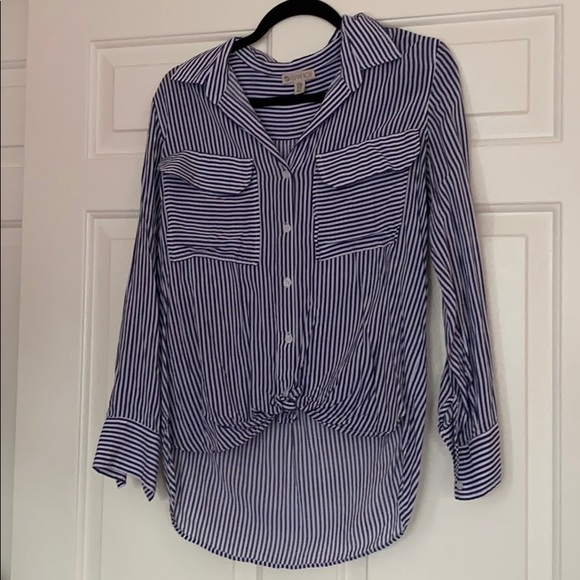 Tops - NWOT button up top
